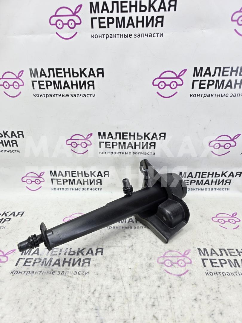 бачок расширительный BMW M5 F10 2012, 4.4 л., S63 B44 B, бензин, робот, 300 alpinweiss 3, седан, задний привод, правый руль, 17137591692, 7591692 - фото №1