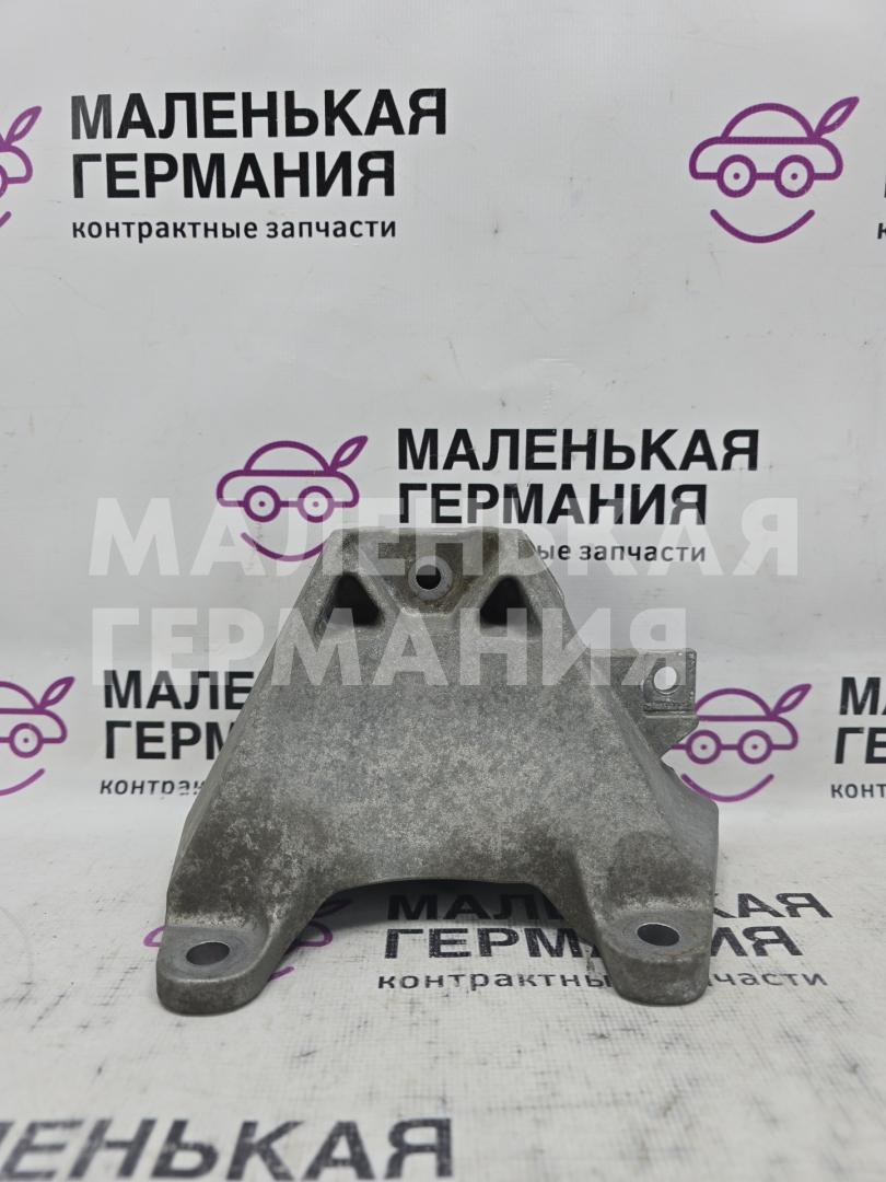 кронштейн КПП BMW 5 серия F07/F10/F11 2010, 3.0 л., N55 B30 A, бензин, АКПП, 22326781235, 6781235 - фото №1