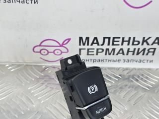 кнопка ручного тормоза (ручника) BMW 5 серия G30/G31 G30 2017, 2.0 л., B47 D20 A, дизель, АКПП, black sapphire metallic (475), седан, задний привод, правый руль, 6842027, 61316842027, 61319109311, 9109311