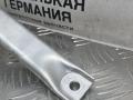 распорка стоек BMW 5 серия G30/G31 G30 2018, 2.0 л., B48 B20 A, бензин, АКПП, a96 mineral-weiss metallic, седан, задний привод, правый руль, 7407776, 51617407776 - фото №8
