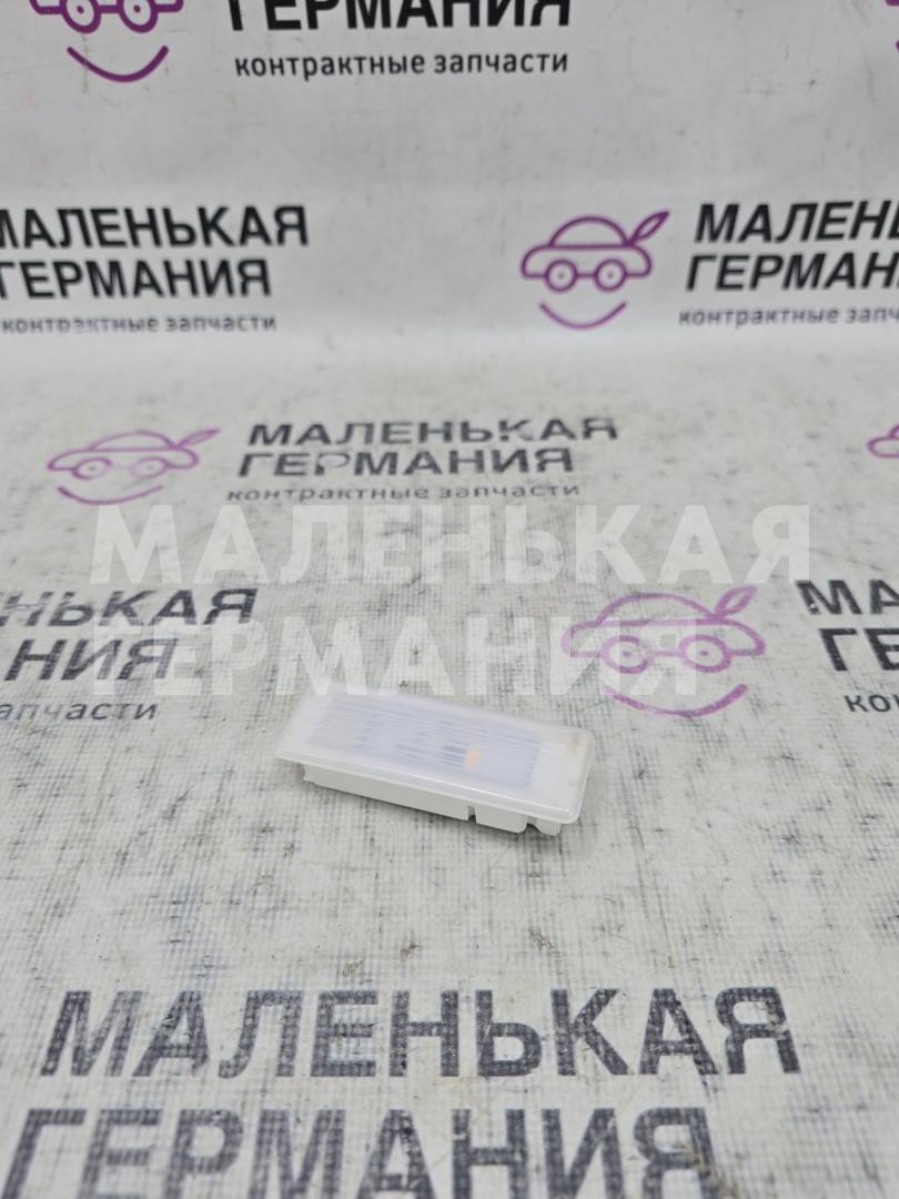 фонарь освещения пространства для ног BMW X5 G05 (2018 - 2026), 3.0 л., B58B30C, бензин, черный, полный привод, 63319458174, 9458174 - фото №1