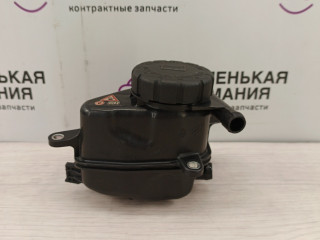 бачок расширительный Mercedes-Benz C-Класс W205/S205/C205 2014, 2.0 л., M 274.920, бензин, АКПП, белый, седан, задний привод, правый руль, A2742000385