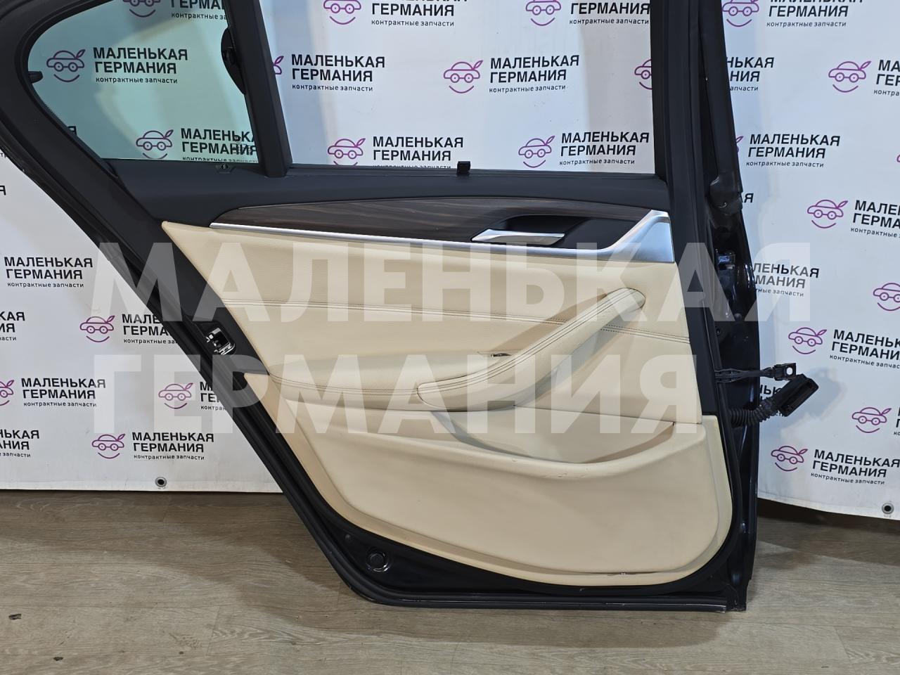 обшивка двери задняя левая BMW 5 серия G30/G31 G30 2018, 2.0 л., B48 B20 A, бензин, АКПП, черный 475, седан, задний привод, правый руль - фото №1