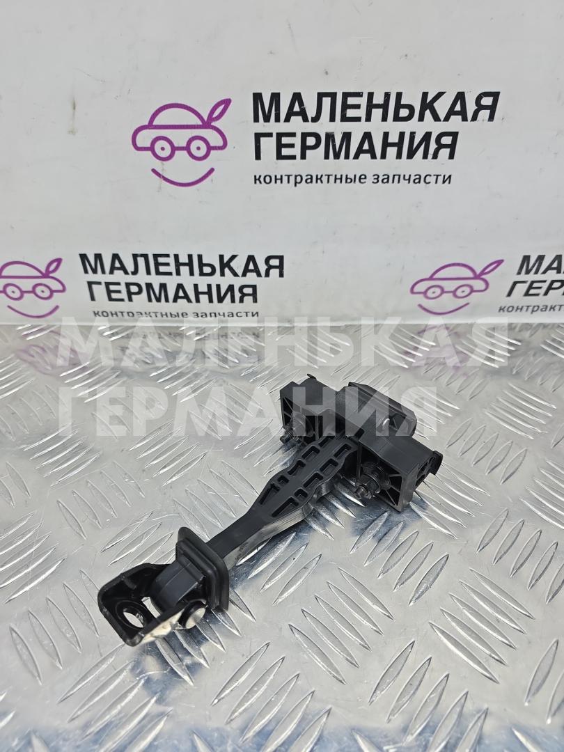 ограничитель открывания двери BMW 5 серия G30/G31 G30 2017, 2.0 л., B47 D20 A, дизель, АКПП, black sapphire metallic (475), седан, задний привод, правый руль, 51217341030, 7341030 - фото №1