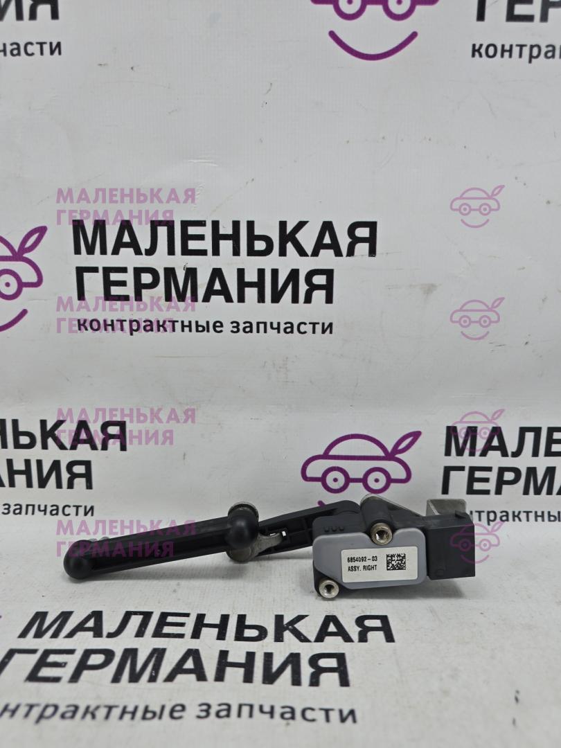 датчик дорожного просвета BMW X5 F15 2013, 3.0 л., N57 D30 A, дизель, АКПП, mineralweiss metallic (a96), внедорожник 5 дв., полный привод, правый руль, 6870200, 6867646, 37146853747, 6853747, 6854092, 37146853747, 37146854862, 6854862 - фото №1