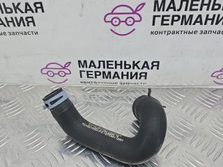 патрубок радиатора Mercedes-Benz C-Класс W205/S205/C205 W205.042 2014, 2.0 л., M 274.920, бензин, АКПП, 755 серый, седан, задний привод, правый руль, 0613561A