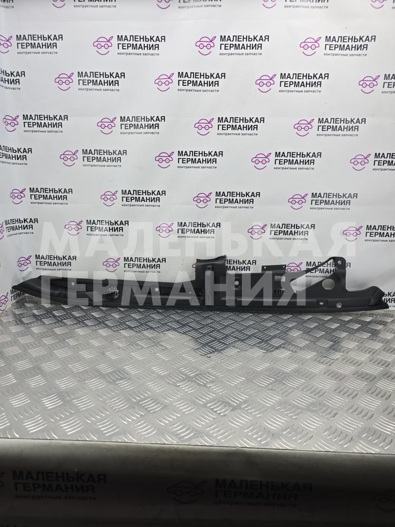 планка под капот BMW 5 серия G30/G31 G30 2017, 2.0 л., B47 D20 A, дизель, АКПП, black sapphire metallic (475), седан, задний привод, правый руль, 51767349606, 7349606 - фото №1