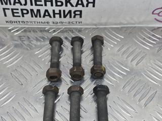 болт 