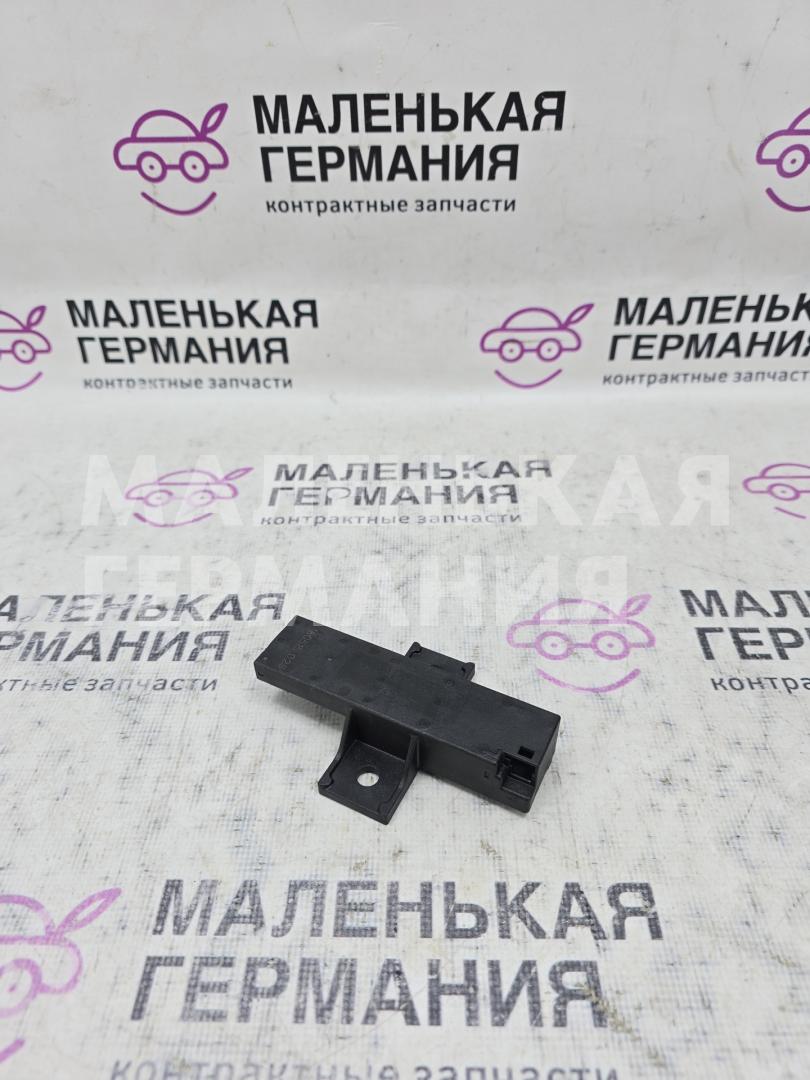 Антенна системы комфортного доступа Audi A5 F5 2018, 2.0 л., CVKB, бензин, АКПП, белый металлик 2y / s9r, хетчбэк 5 дв., правый руль, 4M0907247 - фото №1