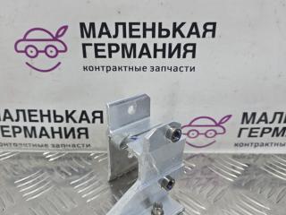 кронштейн радиатора BMW 3 серия F30/F31/F34 F30 2012, 2.0 л., N20 B20 B, бензин, АКПП, черный, седан, задний привод, правый руль, 51647245796, 7245796