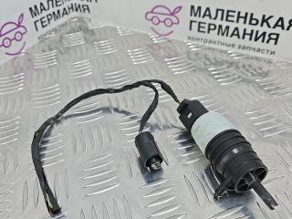 насос (моторчик) омывателя стекла BMW 5 серия G30/G31 G30 2018, 2.0 л., B48 B20 A, бензин, АКПП, черный 475, седан, задний привод, правый руль, 67127298309, 7298309, 8373328, 6931910