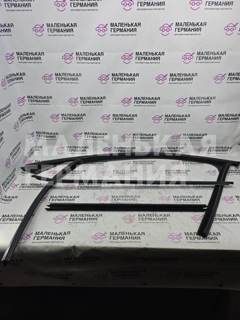 Комплект молдингов BMW X1 F48 2016, 2.0 л., B47 C20 A, дизель, АКПП, alpinweiss 3 (300), передний привод, правый руль, 51337362237, 51337349639, 7362237, 7349639, 51337410461, 51337410385, 7410461, 7410385 - фото №1