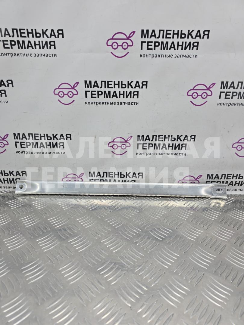 распорка стоек BMW 5 серия G30/G31 G30 2018, 2.0 л., B48 B20 A, бензин, АКПП, a96 mineral-weiss metallic, седан, задний привод, правый руль, 7407776, 51617407776 - фото №1