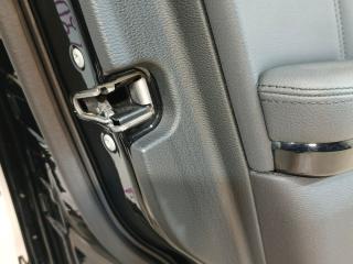 замок двери передней левой Mercedes-Benz E-Класс W212/S212/C207/A207 W212 2012, 1.8 л., M 271.860, бензин, АКПП, 040 черный, седан, задний привод, правый руль, A2047202935