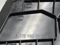 обшивка стойки Mercedes-Benz A-Класс W176 2013, 2.0 л., M 270.920, бензин, робот, серый, хетчбэк 5 дв., передний привод, правый руль, A1766900125 - фото №11