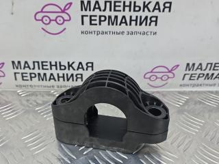 крепление стабилизатора / втулки стабилизатора BMW 5 серия G30/G31 G30 2017, 2.0 л., B47 D20 A, дизель, АКПП, black sapphire metallic (475), седан, задний привод, правый руль, 31356861471, 6861472, 6861471, 31356861472