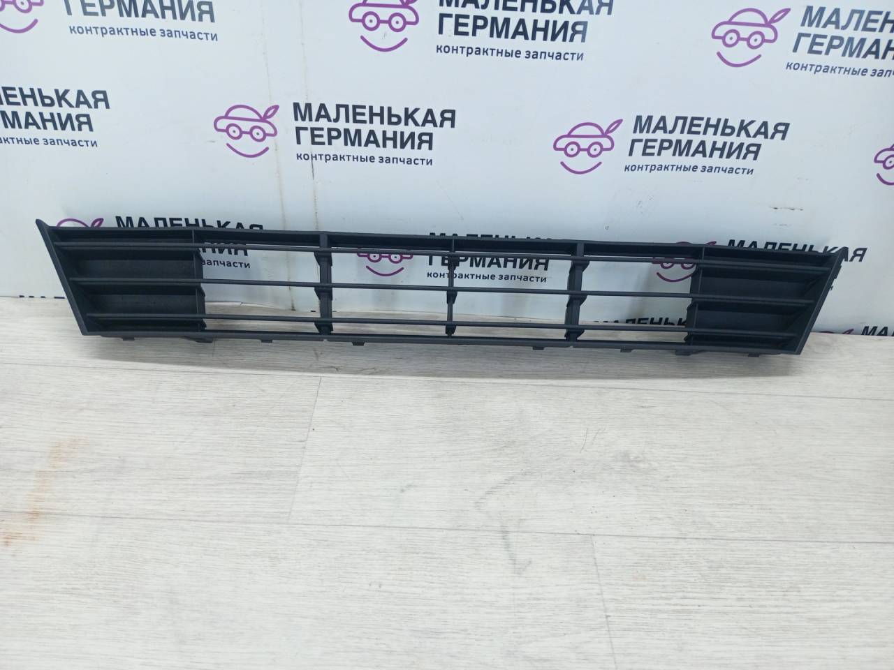 решетка радиатора BMW 5 серия F07/F10/F11 (2009 - 2013), 51117331724, 7331724 - фото №1