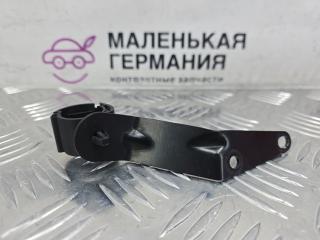 кронштейн (крепление) BMW 5 серия G30/G31 G30 2017, 2.0 л., B47 D20 A, дизель, АКПП, black sapphire metallic (475), седан, задний привод, правый руль, 17128619737, 8619737