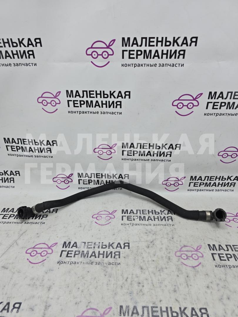 патрубок радиатора BMW M5 F10 2012, 4.4 л., S63 B44 B, бензин, робот, 300 alpinweiss 3, седан, задний привод, правый руль, 17122284285, 2284285 - фото №1