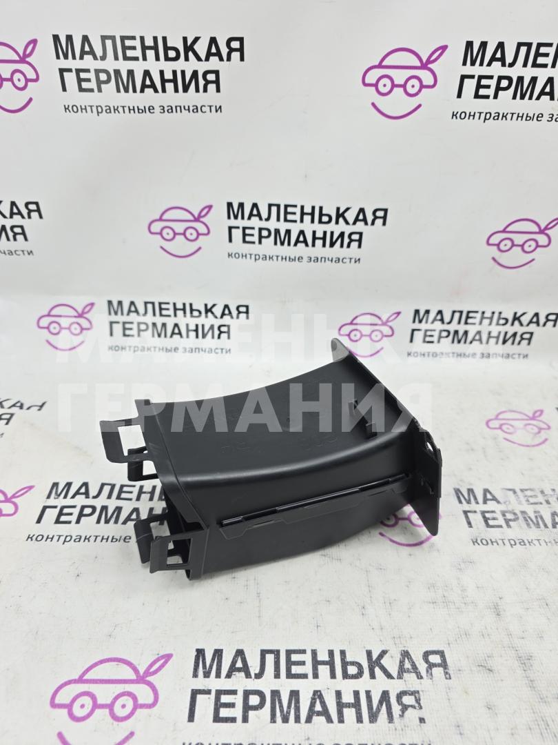 воздуховод тормозной правый BMW X3 G01 2019, 2.0 л., B48B20C, бензин, АКПП, c1m phytonic-blau metallic, внедорожник 5 дв., полный привод, 51747400006 - фото №1