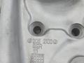 кулак поворотный левый Mercedes-Benz C-Класс W205/S205/C205 W205.042 2014, 2.0 л., M 274.920, бензин, АКПП, 755 серый, седан, задний привод, правый руль, A2052100, A2053322100 - фото №8