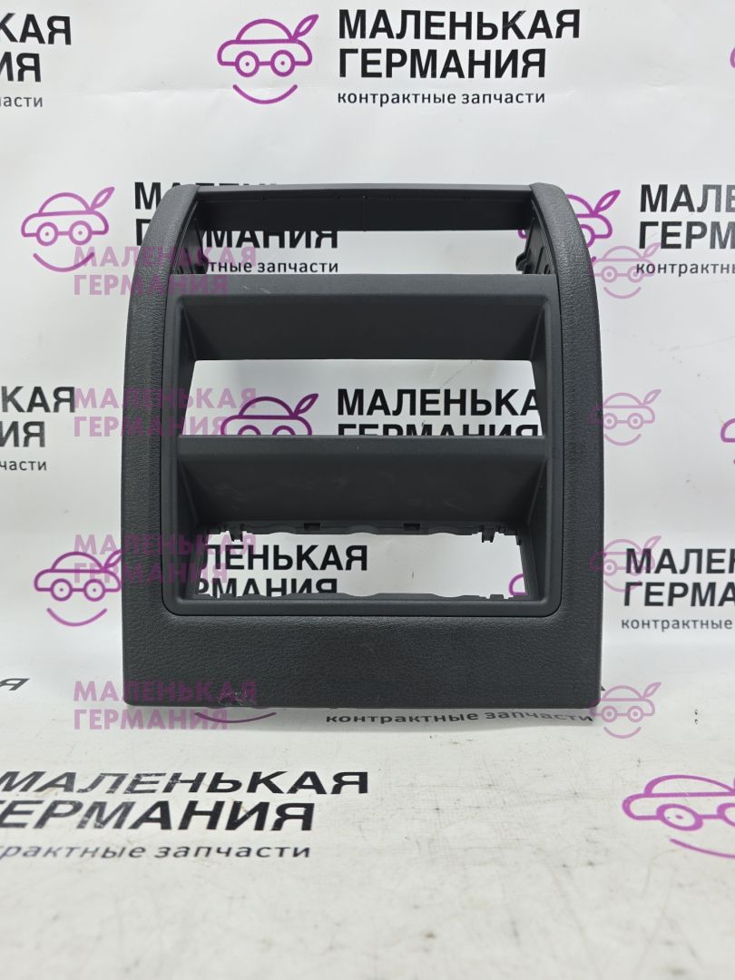 Декоративная накладка центральной консоли BMW X5 F15 2013, 3.0 л., N57 D30 A, дизель, АКПП, mineralweiss metallic (a96), внедорожник 5 дв., полный привод, правый руль, 51168252006, 9252006, 51169281446, 9281446 - фото №1