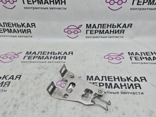 кронштейн (крепление) BMW 5 серия G30/G31 G30 2019, 4.4 л., N63 B44 C, бензин, АКПП, carbonschwarz metallic (416), седан, полный привод, 2961884H