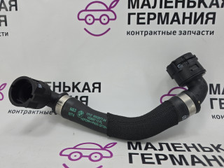 патрубок радиатора BMW 5 серия G30/G31 G30 2019, 4.4 л., N63 B44 C, бензин, АКПП, carbonschwarz metallic (416), седан, полный привод, 17128602677, 8602677