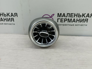 дефлектор обдува салона Mercedes-Benz C-Класс W205/S205/C205 2014, 2.0 л., M 274.920, бензин, АКПП, белый, седан, задний привод, правый руль, A2058304300
