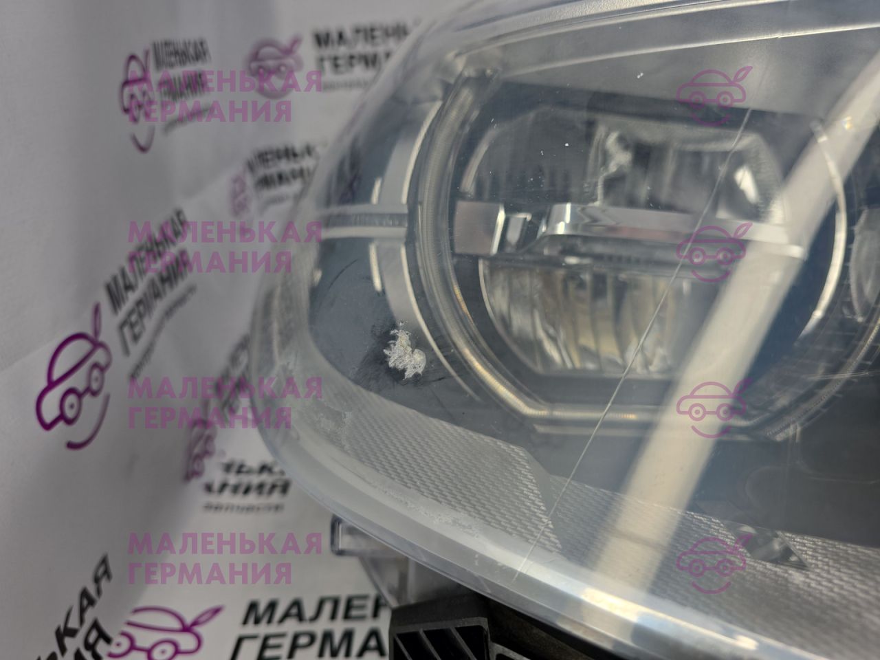 фара BMW X5 F15 2013, 3.0 л., N57 D30 A, дизель, АКПП, mineralweiss metallic (a96), внедорожник 5 дв., полный привод, правый руль, 63117381139, 63117381140, 7381140, 7381139, 7290067, 7290068 - фото №1