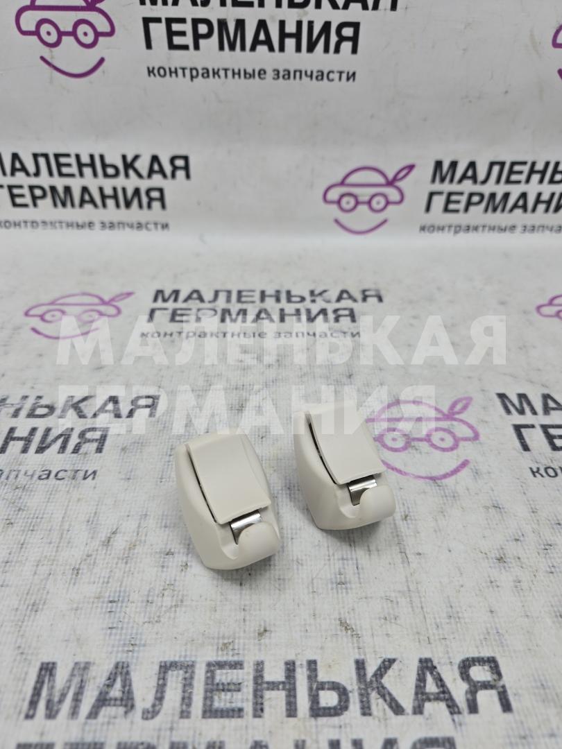 Крепление (крючок) солнцезащитного козырька BMW X3 G01 2019, 2.0 л., B48B20C, бензин, АКПП, c1m phytonic-blau metallic, внедорожник 5 дв., полный привод, 51167445683, 7445683, 7277251 - фото №1