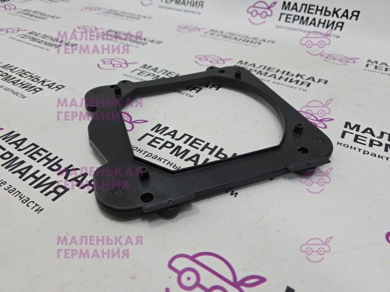 кронштейн (крепление) BMW X1 F48 2017, 2.0 л., B48 A20 B, бензин, АКПП, alpinweiss 3 (300), полный привод, правый руль, 65139265335, 9265335 - фото №1