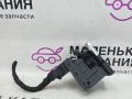 кнопка ручного тормоза (ручника) Volkswagen Passat B8 2015, 1.8 л., CJSA, бензин, робот, 2t/c9x чёрный перламутр, седан, правый руль, 3G0927225 - фото №4