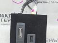 разъем AUX / USB Mercedes-Benz E-Класс W212 [рестайлинг] W212 2013, 2.0 л., M 274.920, бензин, АКПП, 775 iridiumsilber, седан, задний привод, правый руль, A2128210911 - фото №6