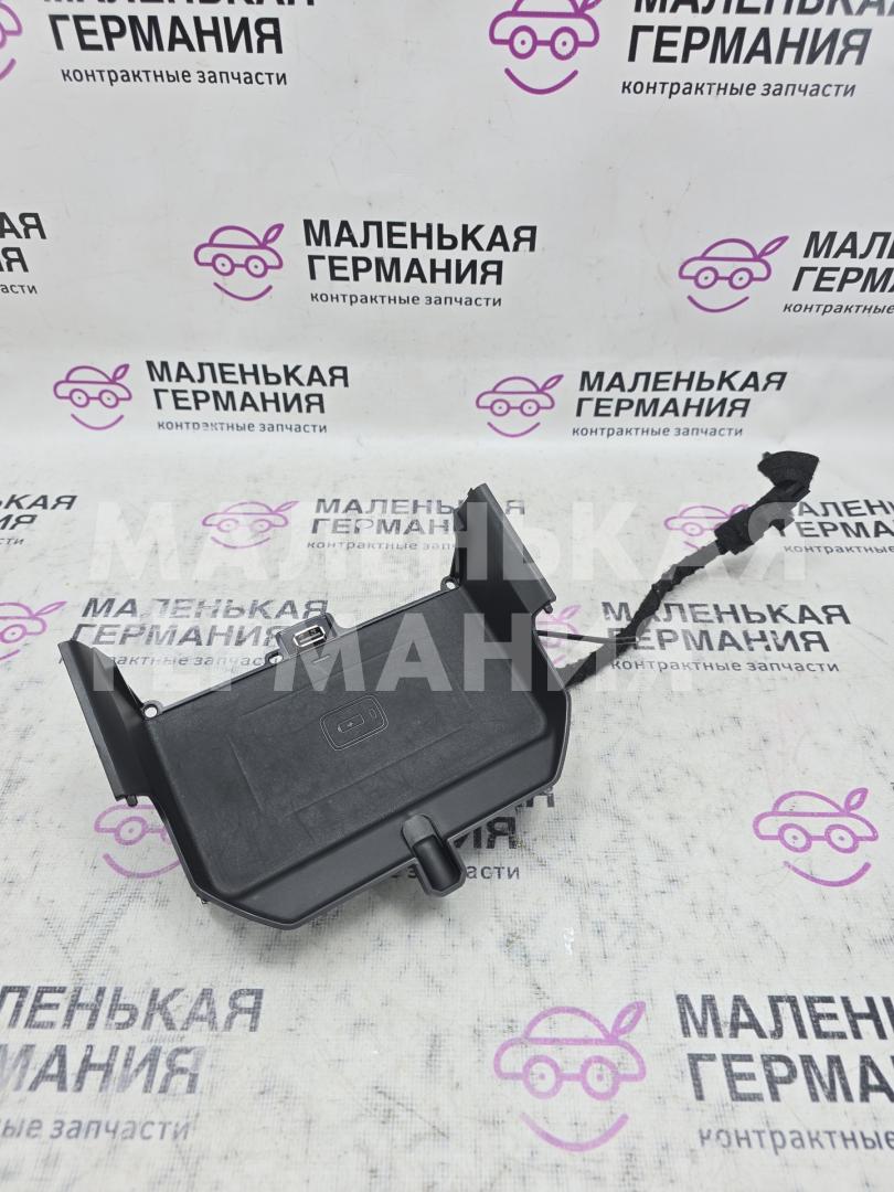 Беспроводное зарядное устройство BMW 5 серия G30/G31 G30 2017, 2.0 л., B48 B20 A, бензин, АКПП, b65 jatoba brown metallic, седан, задний привод, правый руль, 51166801509, 6801509, 2727443 - фото №1