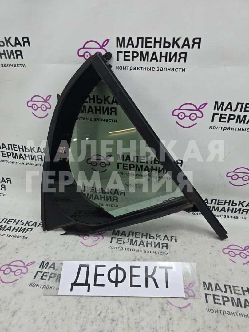 форточка задняя правая Mercedes-Benz GLA-Класс X156 2014, 2.0 л., M 270.920, бензин, робот, белый calcite white (650u), хетчбэк 5 дв., полный привод, правый руль, A1567300218 - фото №1