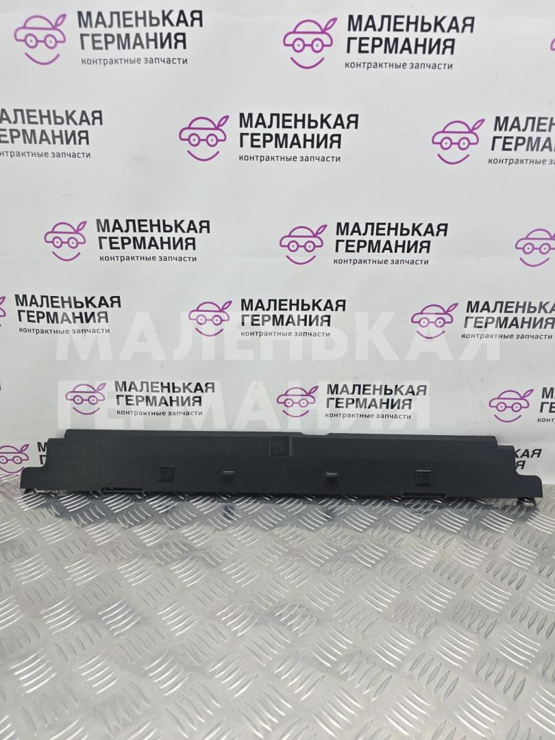 воздуховод (дефлектор) радиатора BMW 3 серия F30/F31/F34 F30 2012, 2.0 л., N20 B20 B, бензин, АКПП, черный, седан, задний привод, правый руль, 17117600543, 7600543 - фото №1