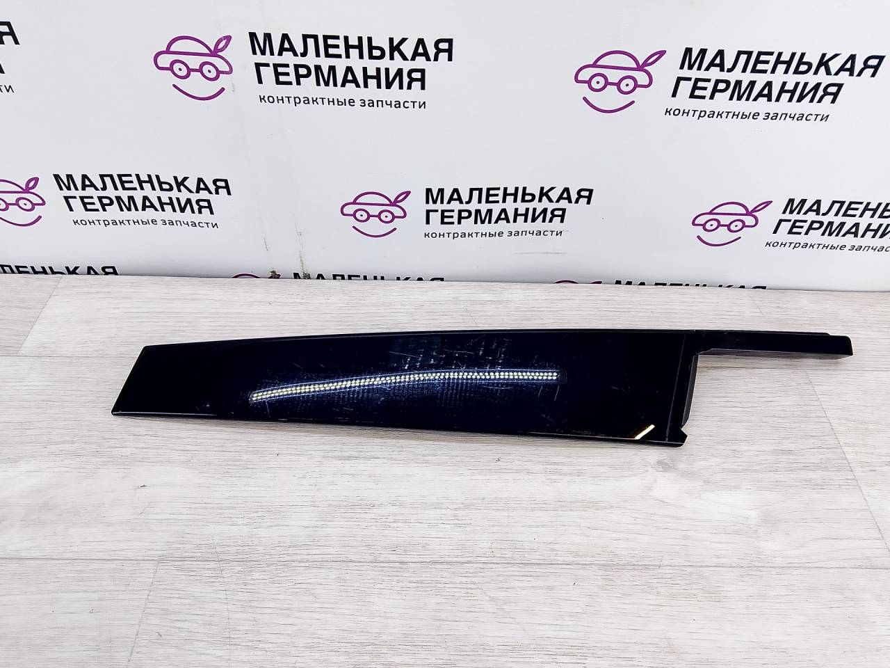 накладка двери (крышки) багажника BMW 3 серия G20 2020, 2.0 л., B46 B20 B, бензин, АКПП, белый alpinweiss 3 (300), седан, задний привод, 51437465138, 7465138 - фото №1