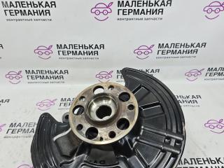 кулак поворотный левый Mercedes-Benz A-Класс W176 2013, 2.0 л., M 270.920, бензин, робот, серый, хетчбэк 5 дв., передний привод, правый руль, A1764210320, A1763320500