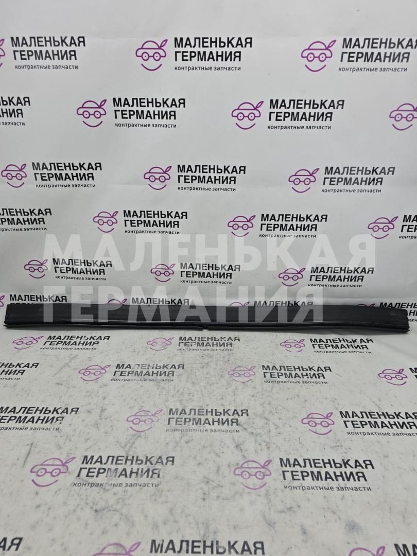 уплотнитель подкапотного пространства BMW X5 G05 (2018 - 2026), 3.0 л., B58B30C, бензин, черный, полный привод, 51767418184, 7418184 - фото №1