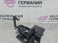 захватный крюк капота Volkswagen Passat CC 1 поколение [рестайлинг] 2013, 2.0 л., CCZB, бензин, робот, z2/h5x синий металлик, седан, передний привод, правый руль, 3C8823480B - фото №2