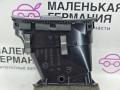 дефлектор обдува салона Volkswagen Golf GTI 6 поколение 2011, 2.0 л., CCZB, бензин, робот, b4/b9a белый, хетчбэк 5 дв., передний привод, правый руль, 5K0819703K, 5K0819709D - фото №7