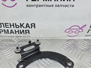 кронштейн (крепление) Volkswagen Passat CC 1 поколение [рестайлинг] 2013, 2.0 л., CCZB, бензин, робот, z2/h5x синий металлик, седан, передний привод, правый руль, 1K0412576A