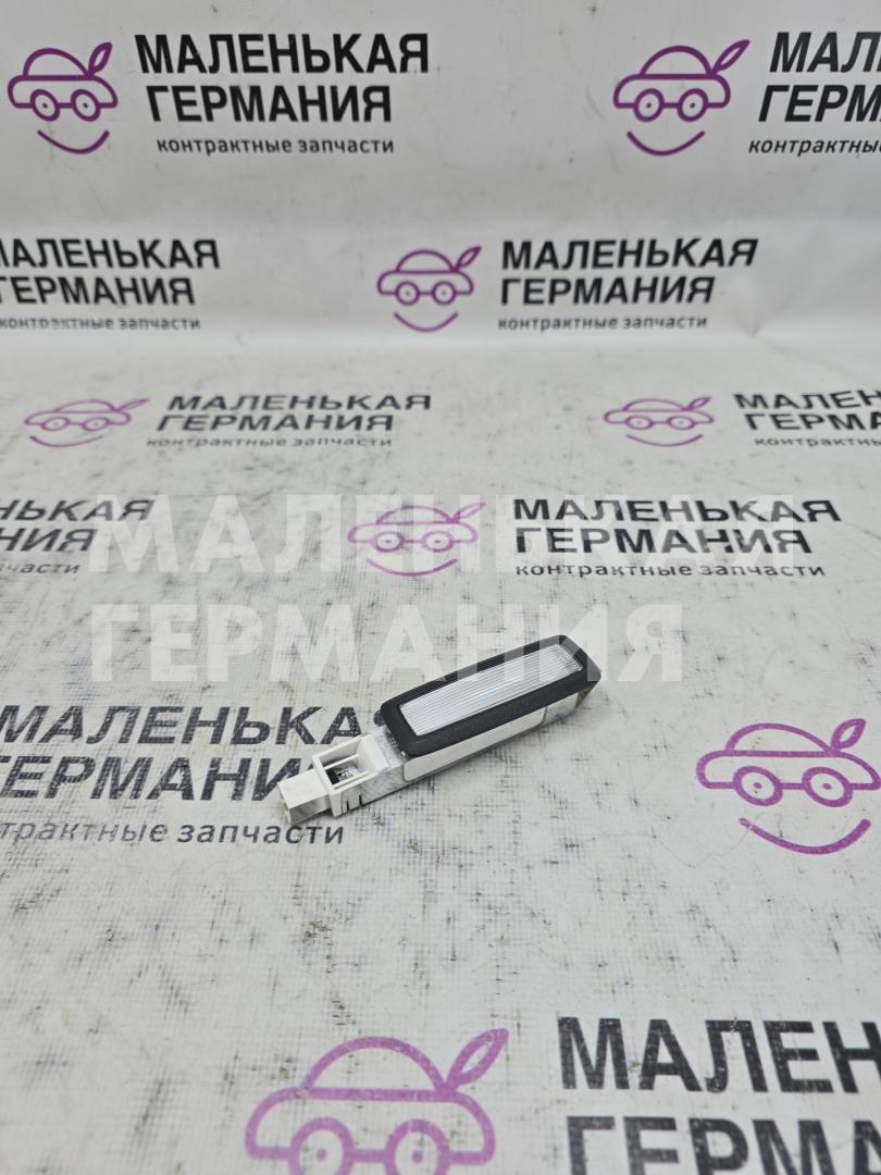 фонарь салона (плафон) Volkswagen Passat B8 2015, 1.8 л., CJSA, бензин, робот, 2t/c9x чёрный перламутр, седан, правый руль, 3G0947109, 3G094710982 - фото №1