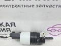 насос (моторчик) омывателя стекла BMW 5 серия G30/G31 G30 2017, 2.0 л., B48 B20 A, бензин, АКПП, b65 jatoba brown metallic, седан, задний привод, правый руль, 67127298309, 7298309, 6931910 - фото №4