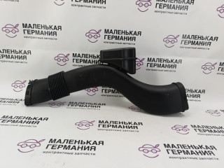 патрубок воздушного фильтра BMW 5 серия G30/G31 G30 2019, 4.4 л., N63 B44 C, бензин, АКПП, carbonschwarz metallic (416), седан, полный привод, 13718613149, 8613149