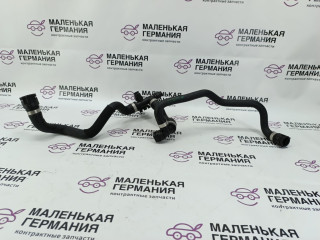 патрубок радиатора BMW 5 серия G30/G31 G30 2019, 4.4 л., N63 B44 C, бензин, АКПП, carbonschwarz metallic (416), седан, полный привод, 17128602678, 8602678