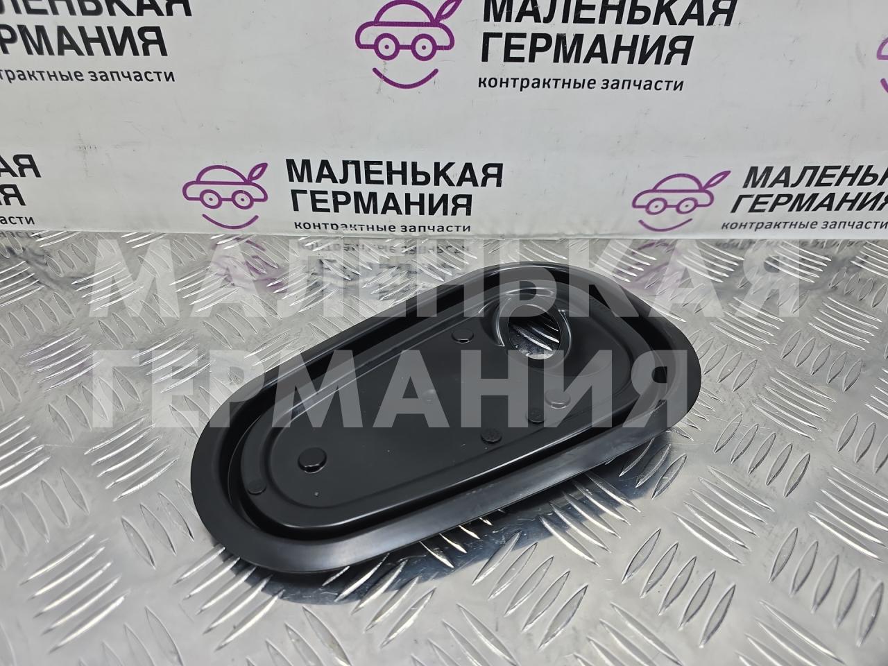 накладка двери (крышки) багажника Audi A4 B9 2017, 2.0 л., CVKB, бензин, АКПП, 2y/s9r белый металлик, седан, передний привод, правый руль, 8W0837915 - фото №1