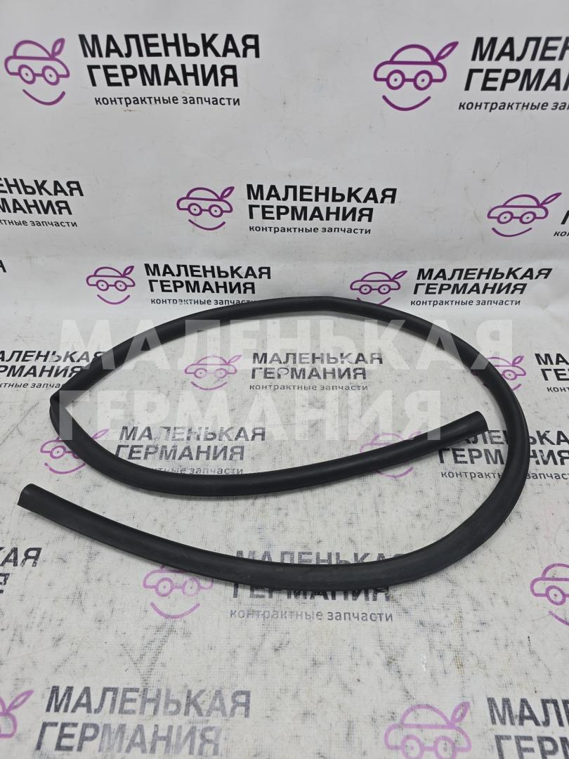 уплотнитель подкапотного пространства BMW X5 G05 (2018 - 2026), 3.0 л., B58B30C, бензин, черный, полный привод, 51767418174, 7418174 - фото №1