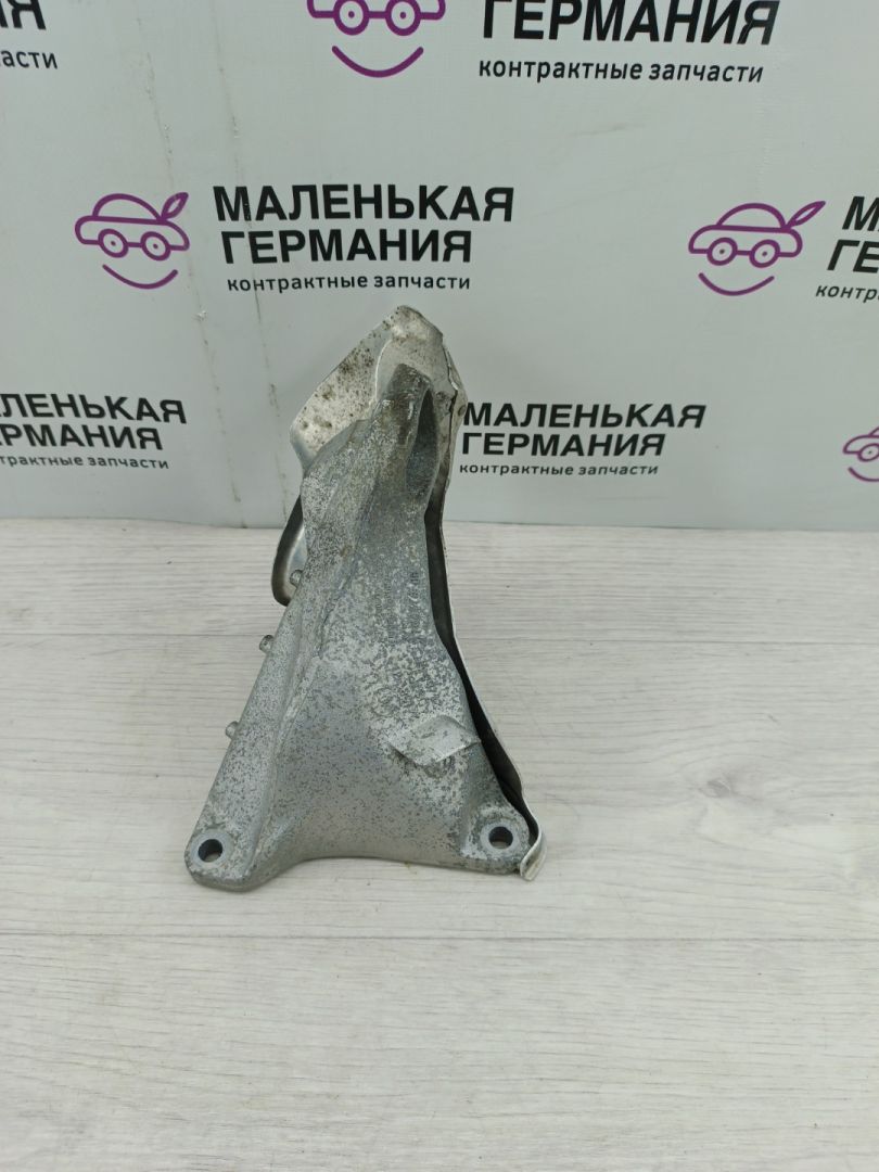 кронштейн двигателя BMW 3 серия E90/E91/E92/E93 (2004 - 2010), 2.0 л., N46 B20 BD, бензин, 22116764574, 22116760308, 6760308 - фото №1
